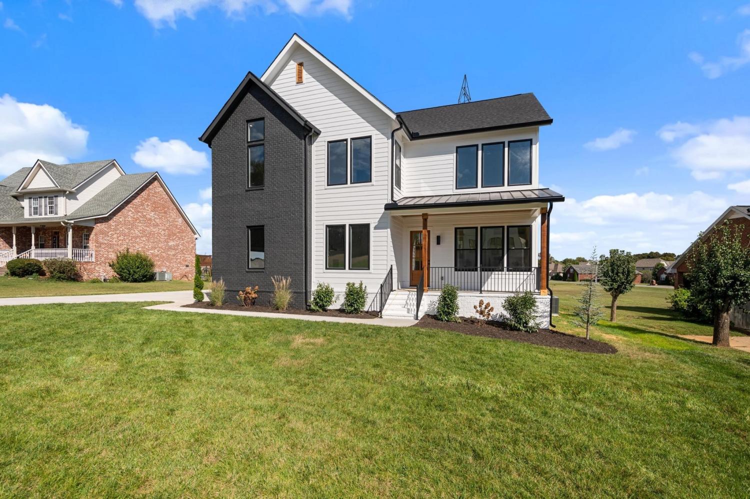 1002-Rhett-Pl For Sale
