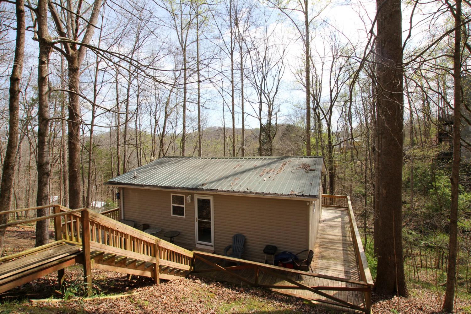 1050-Holiday-Haven-Dr For Sale