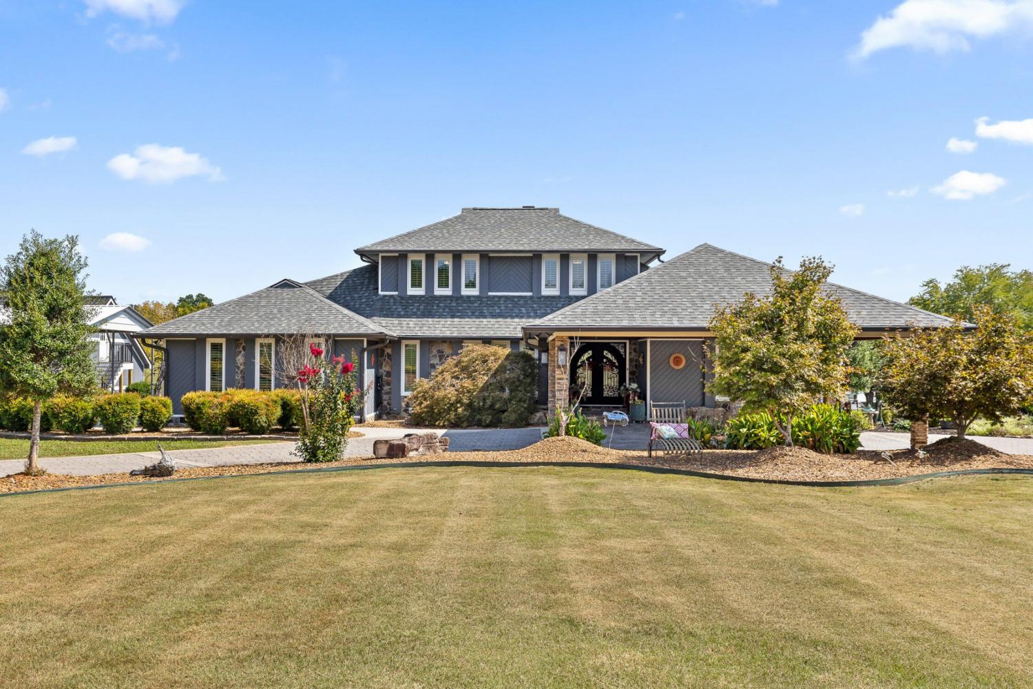 401-Gholdston-Drive For Sale