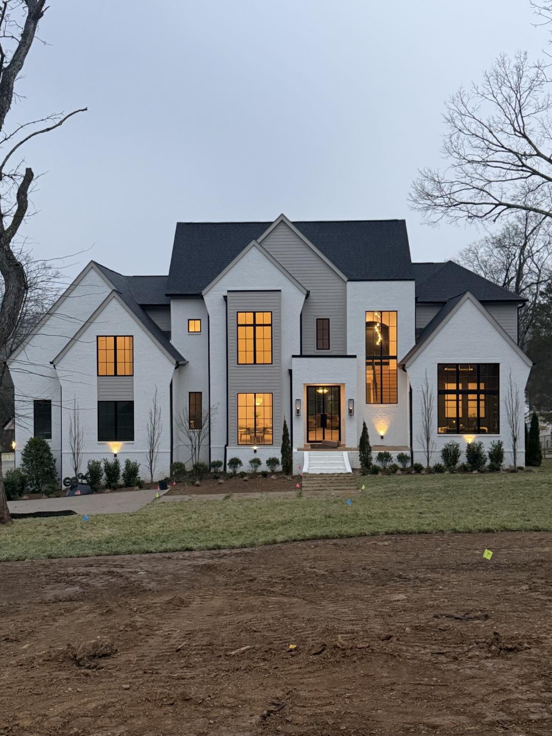 735 Richfield Dr TN 37205 For Sale - 