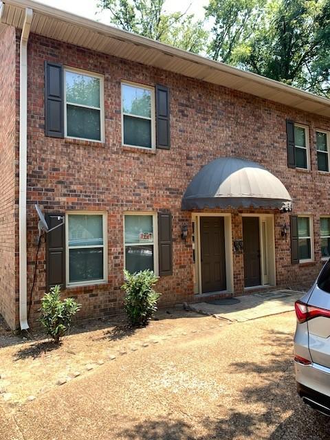 121-Greenlawn-Dr For Sale