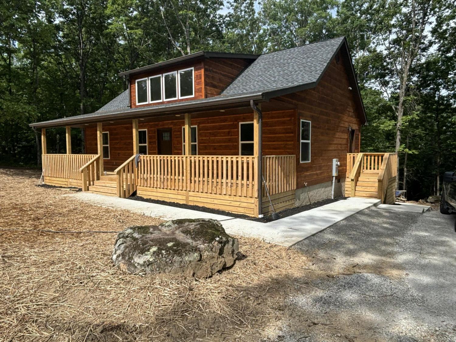 2377 Porch Rock Road TN 37367 For Sale - 
