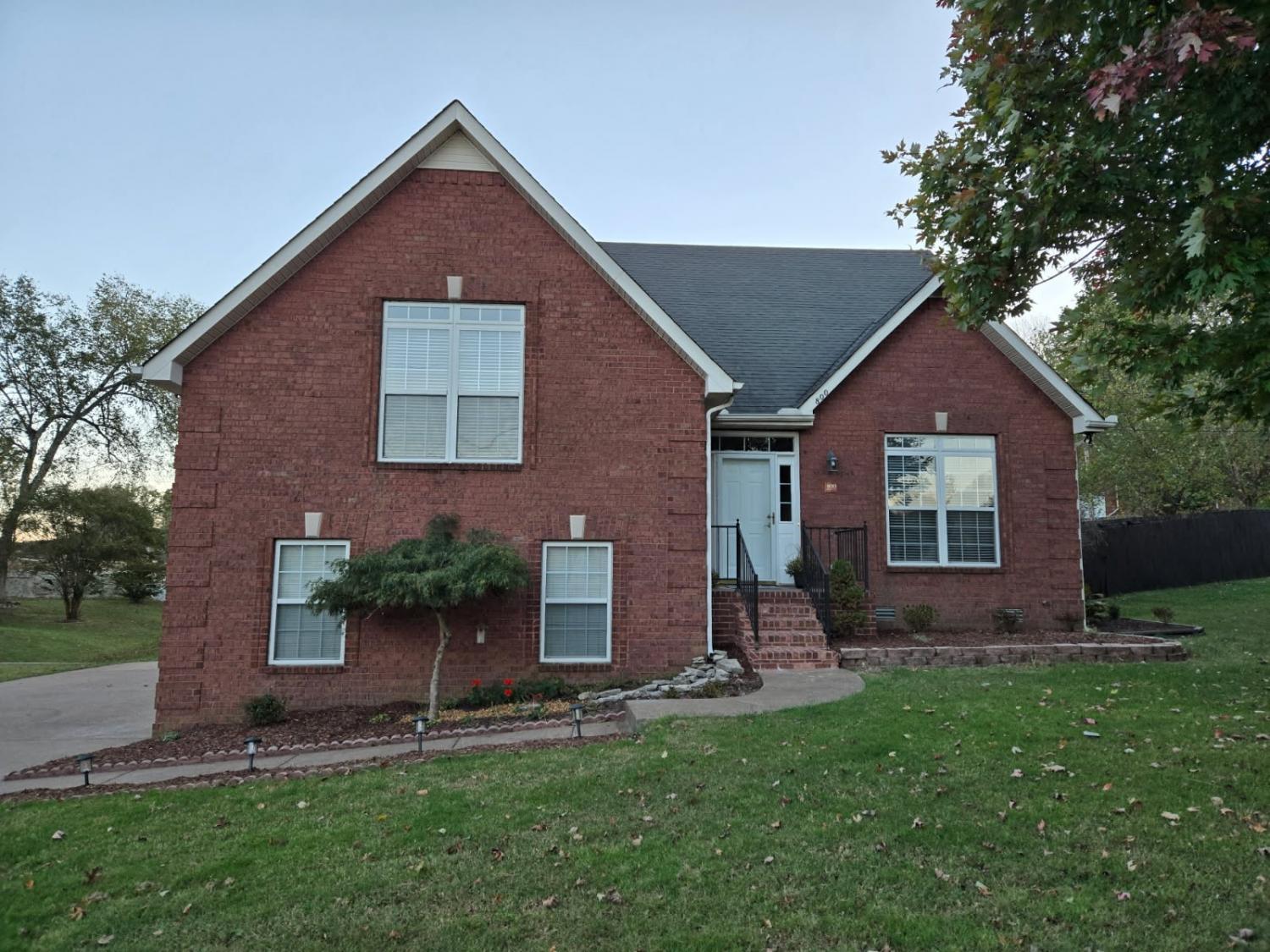 800-Bromley-Ct For Sale