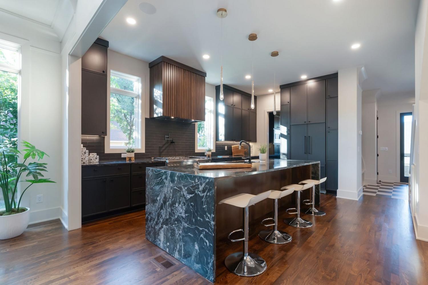 1618-7th-Ave--N For Sale