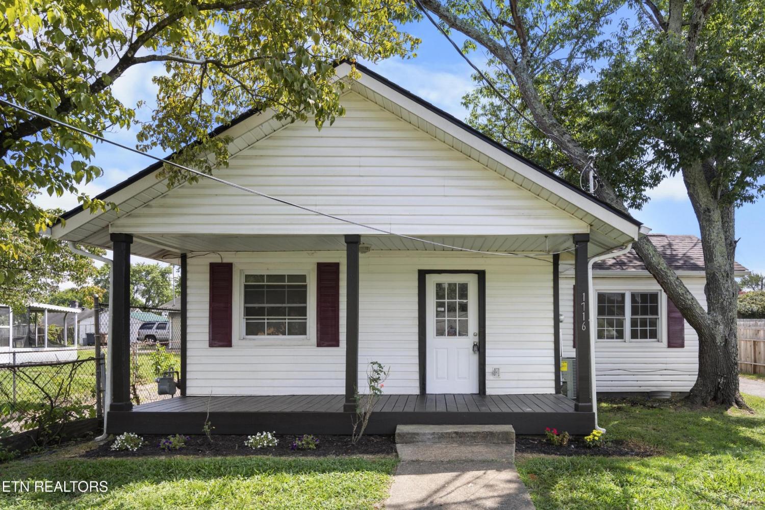 1716-Beaumont-Ave For Sale