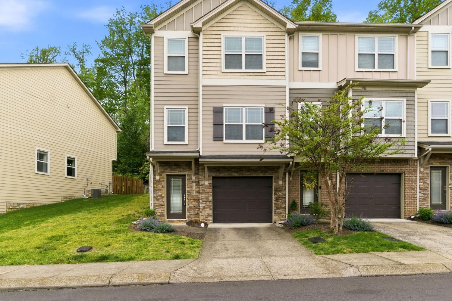 1123-Woodbury-Falls-Ct For Sale