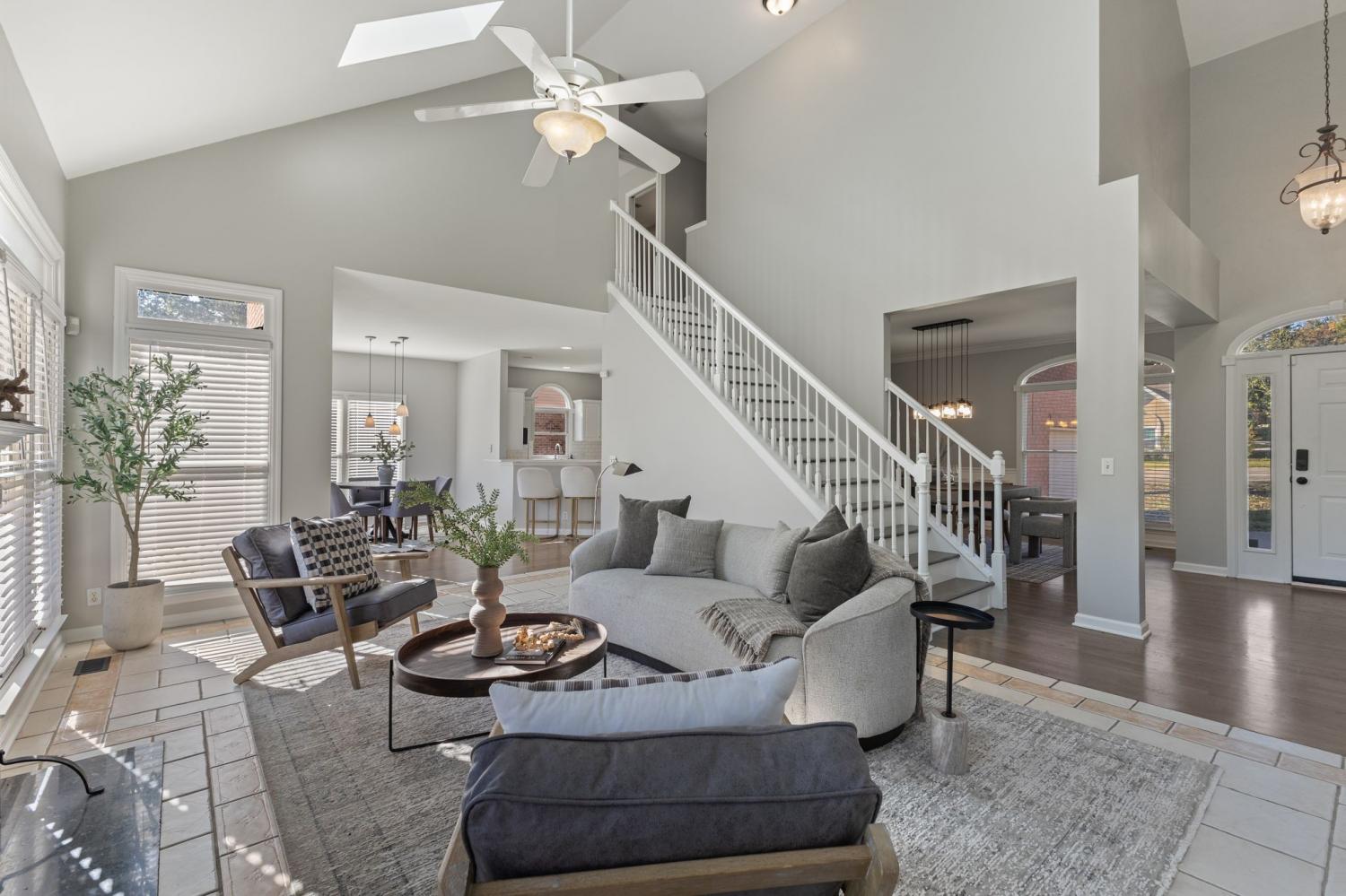 6844-Collinswood-Dr For Sale