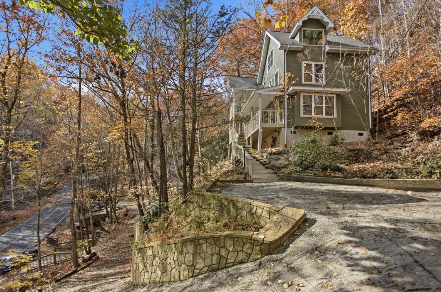 1110-Ski-Mountain-Rd For Sale