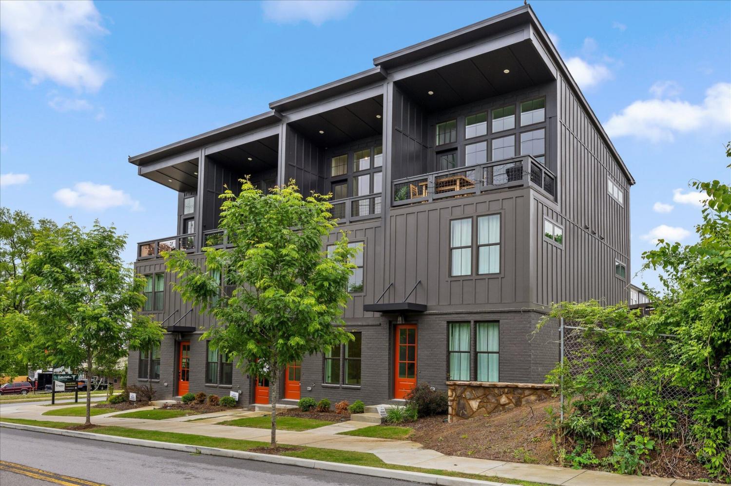 724-Belletrace-Circle For Sale
