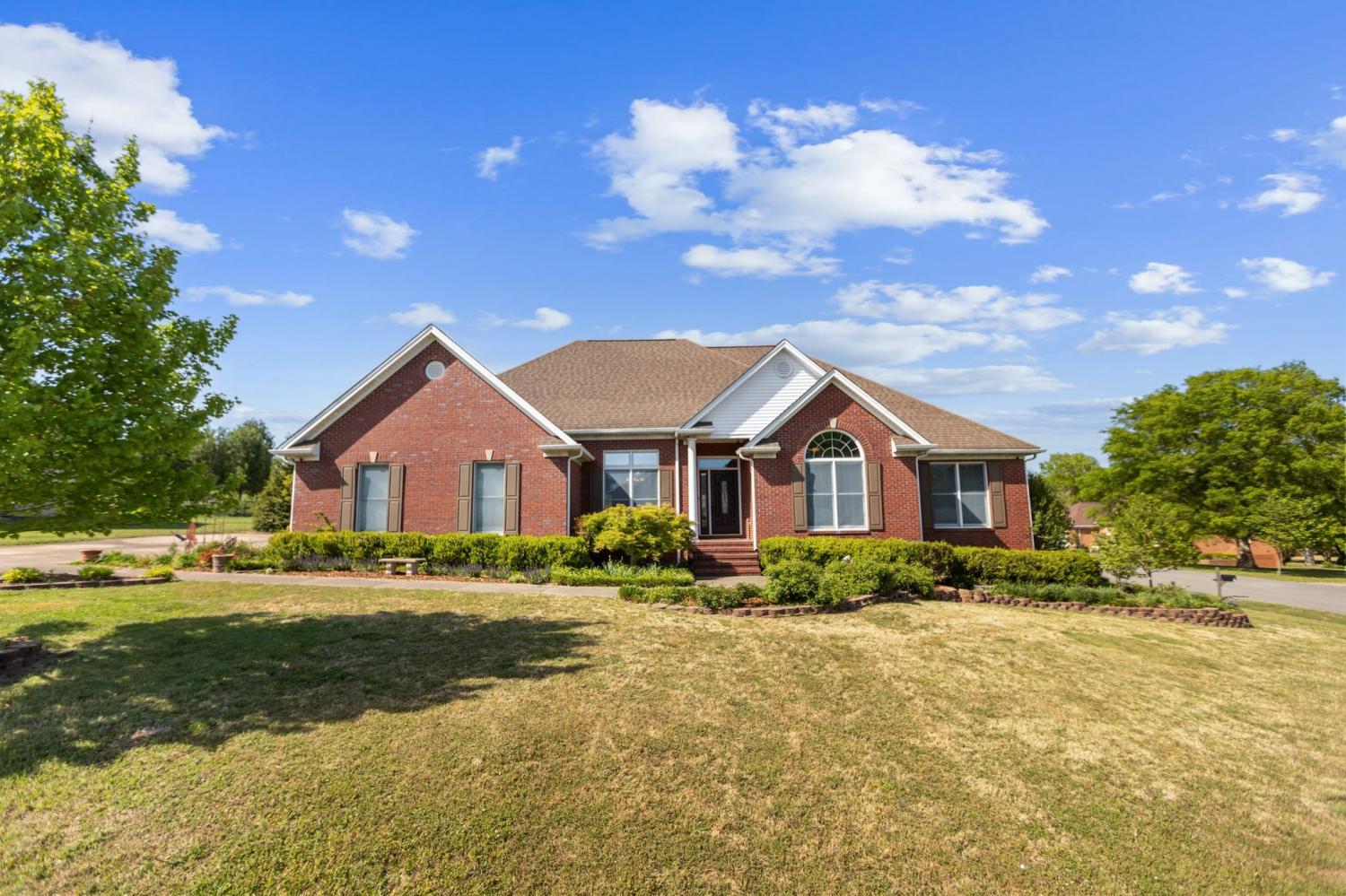 204-Wellsbrook-Cir For Sale