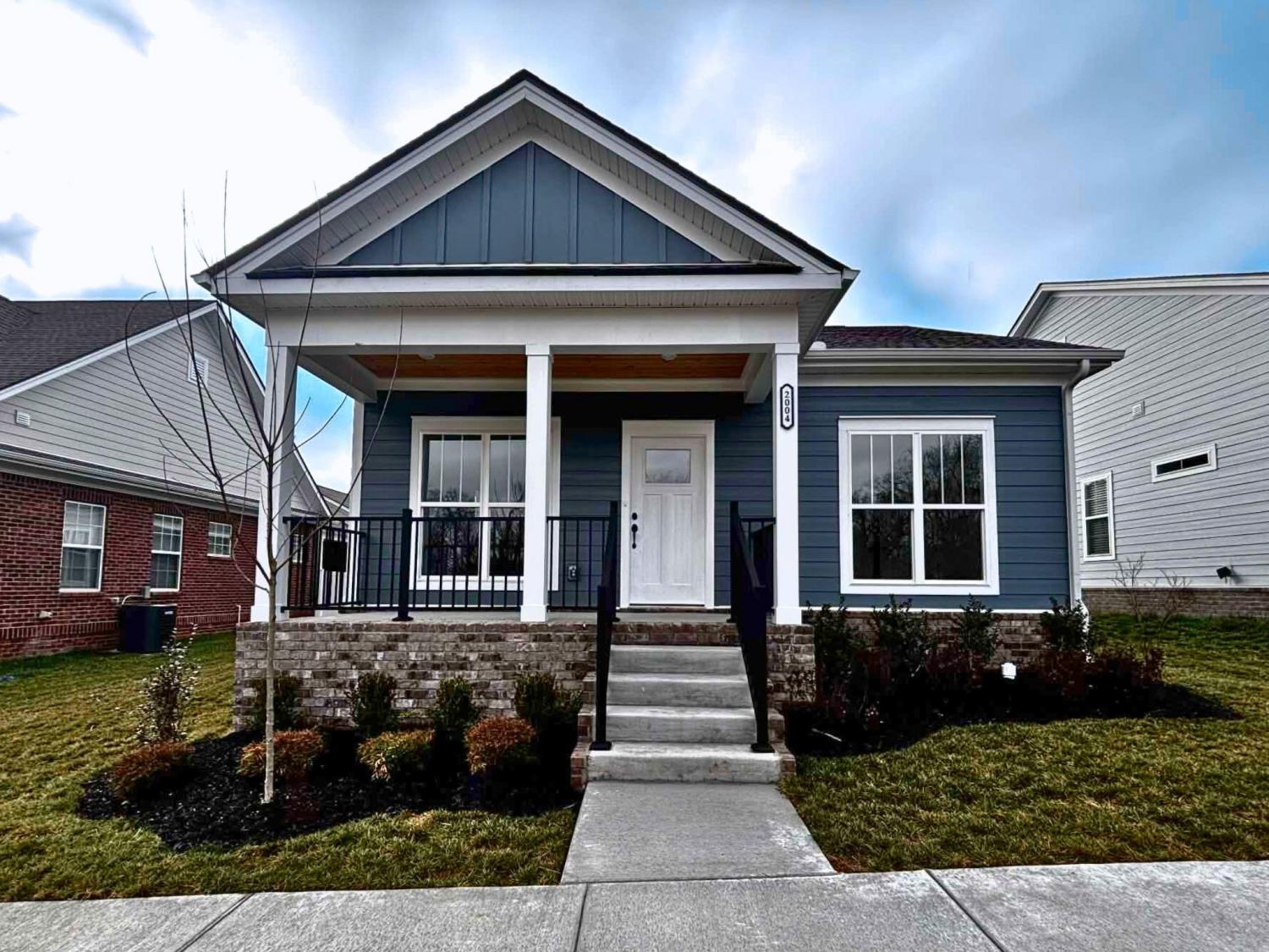 2004-Ruby-Mae-Dr For Sale