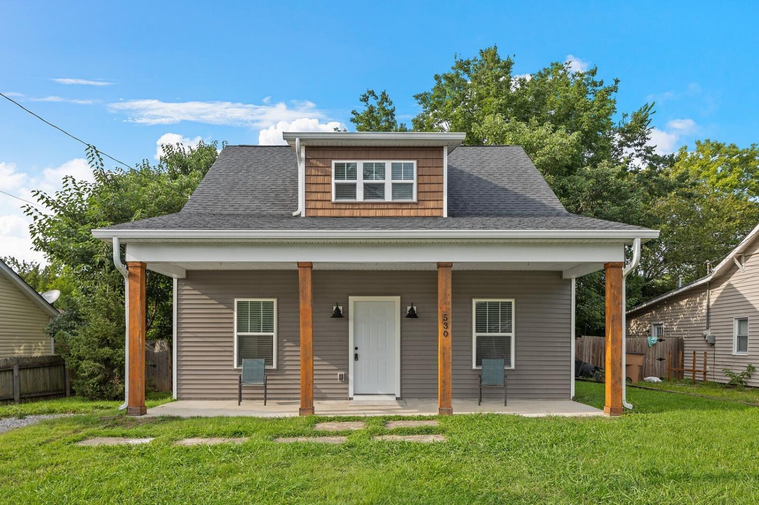 530-Raymond-St For Sale