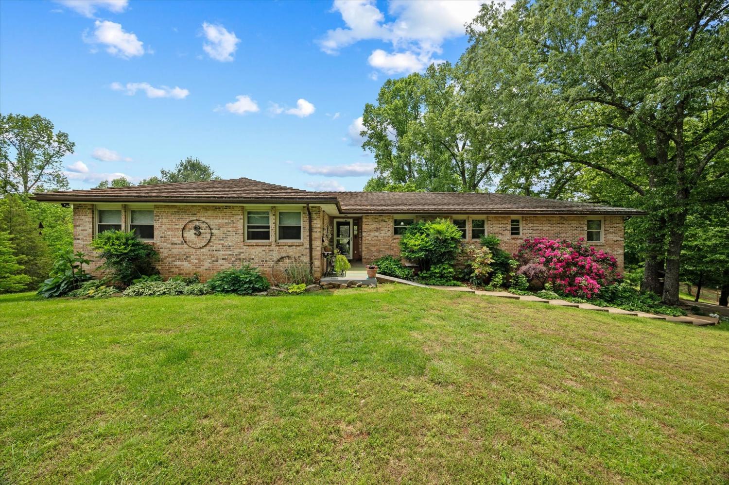 2059-Bolestown-Loop For Sale