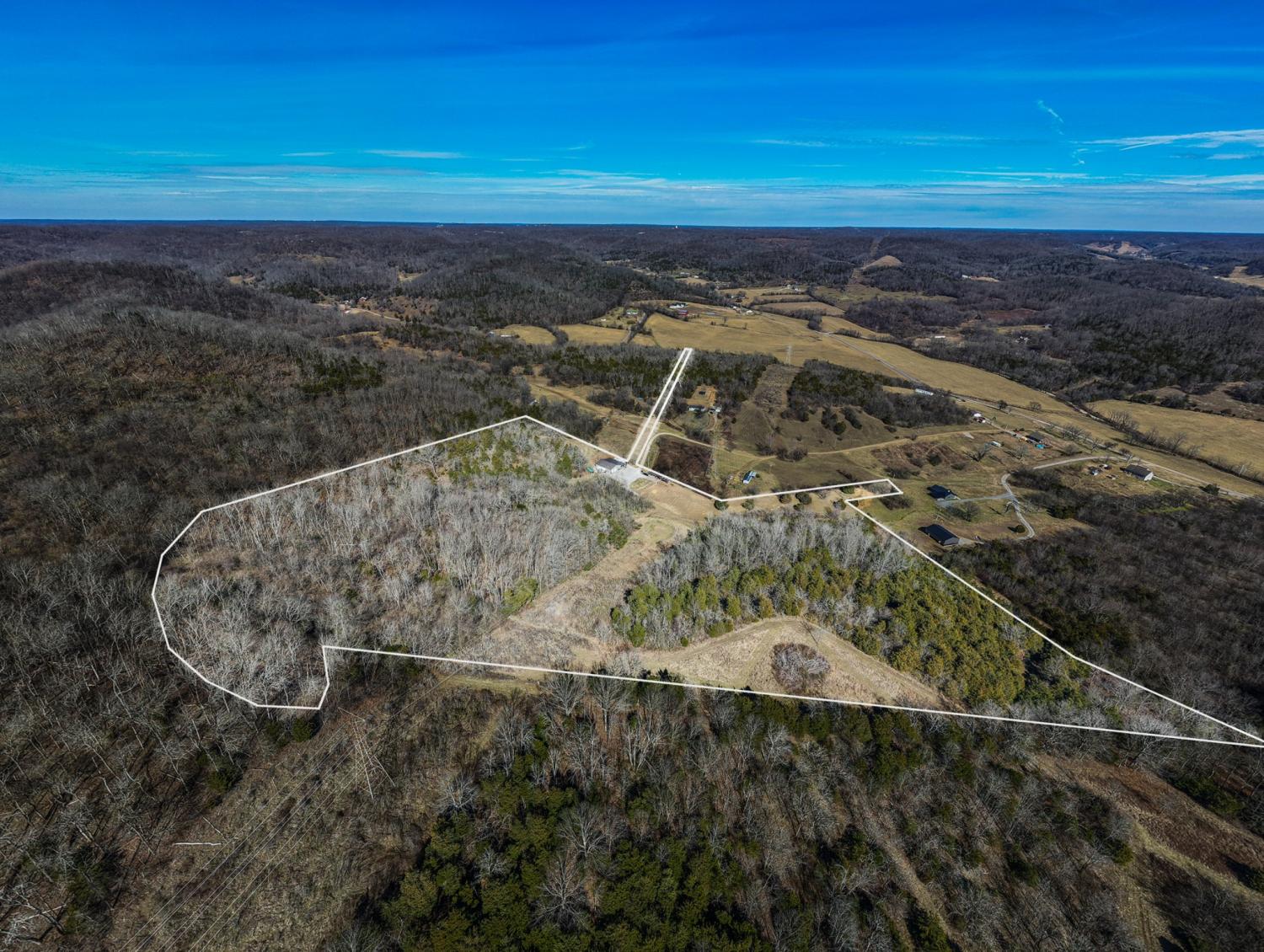 325-Freeman-Ln For Sale