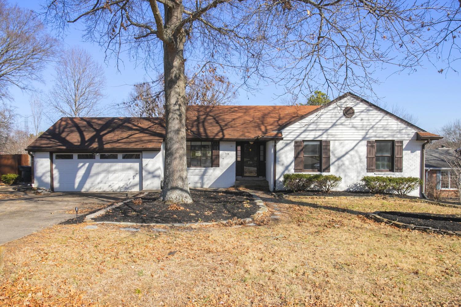 711-Countrywood-Dr For Sale