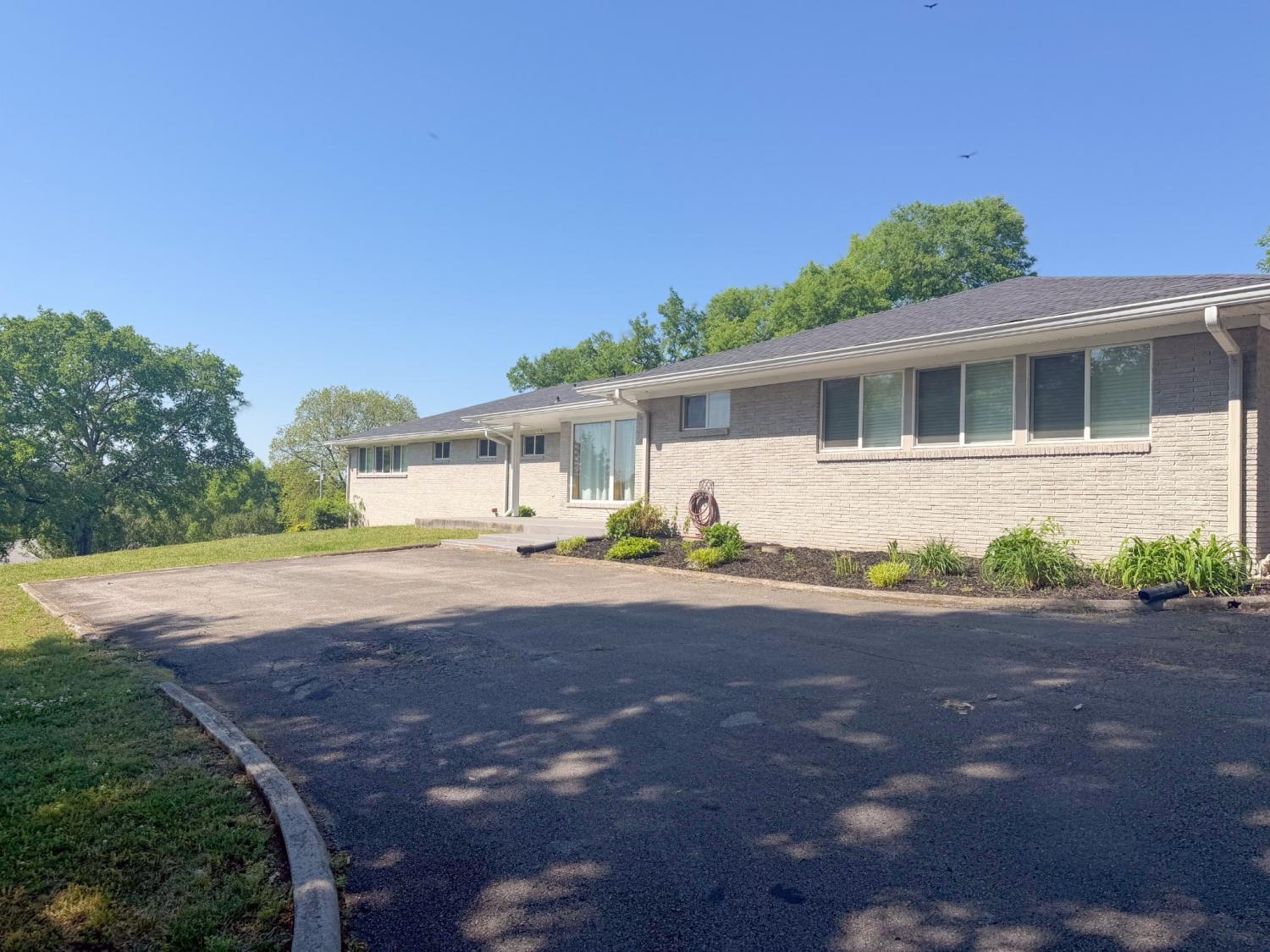 133-Sunset-Dr For Sale