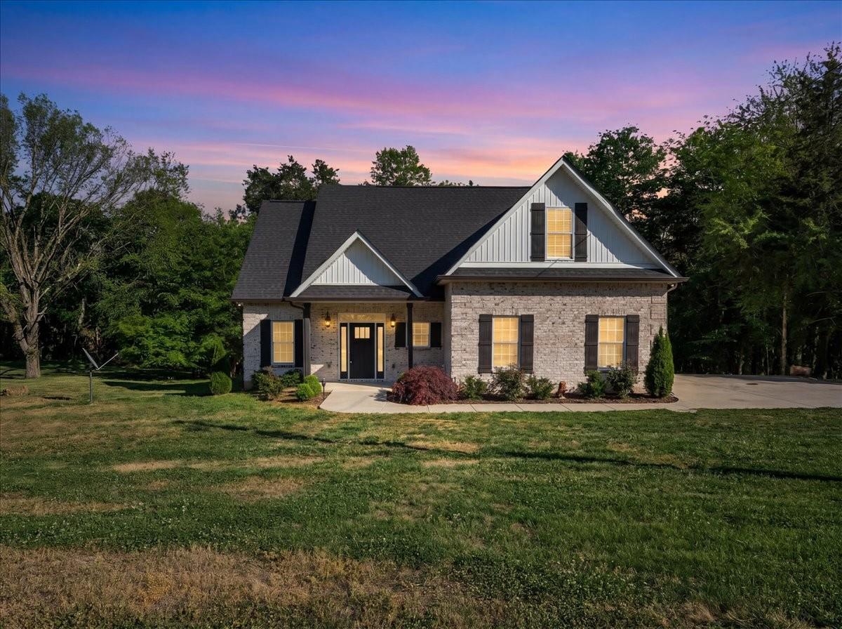 2820-Hwy-82--E For Sale