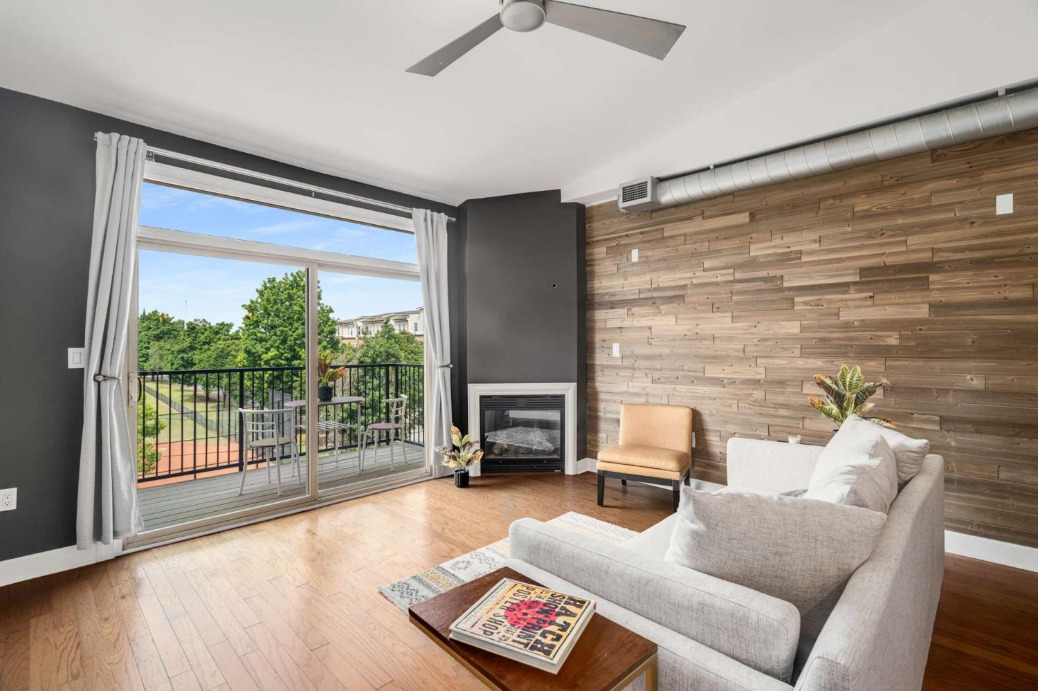 800-Woodland-St For Sale