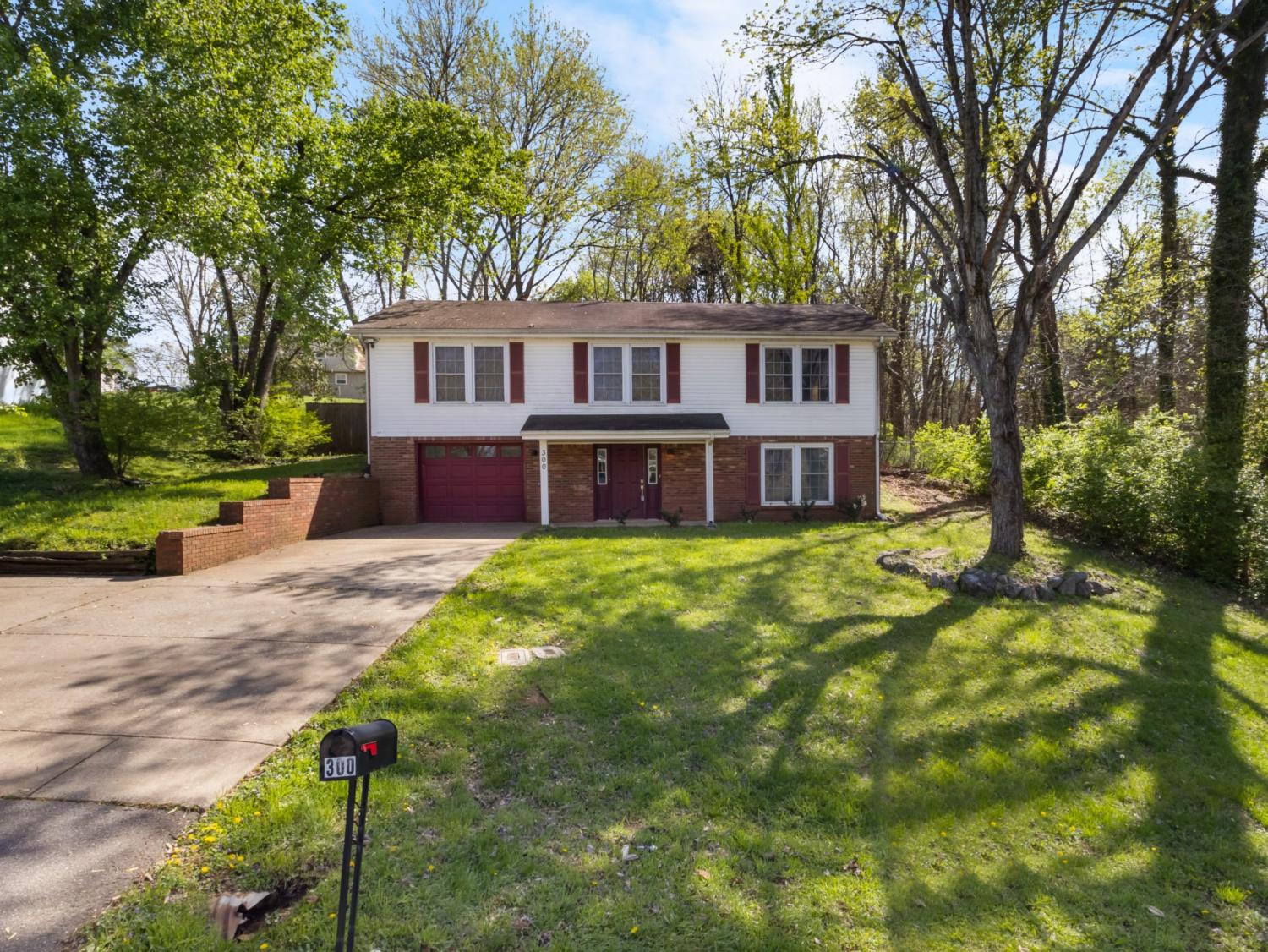 300-Grassland-Dr For Sale