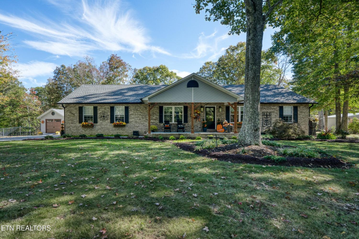 1588-Sunset-Ridge-Drive-Drive For Sale