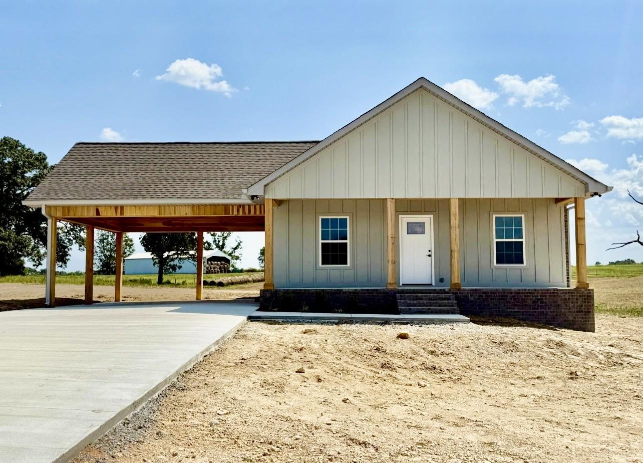 300-Sawyer-Lane For Sale