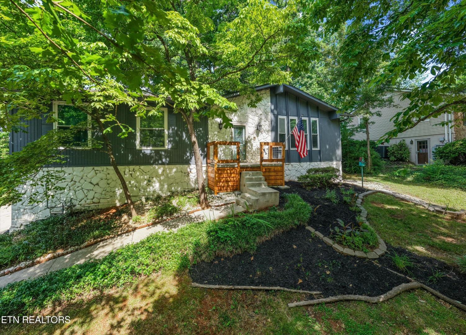 1117-Rain-Tree-Rd For Sale