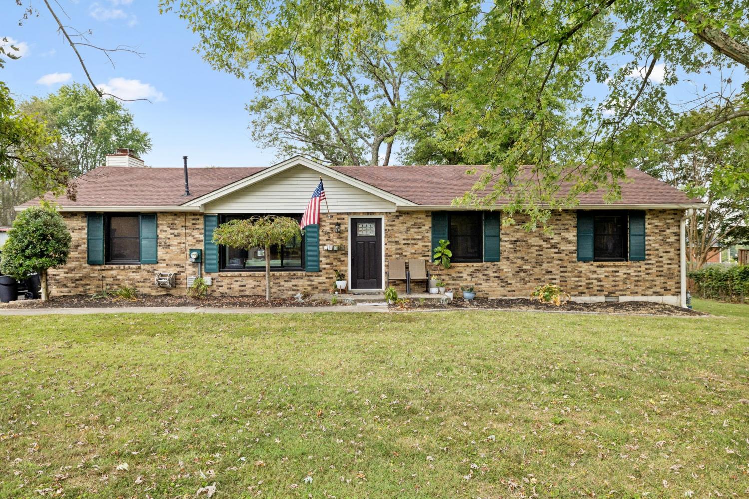 2210-Lynwood-Dr For Sale