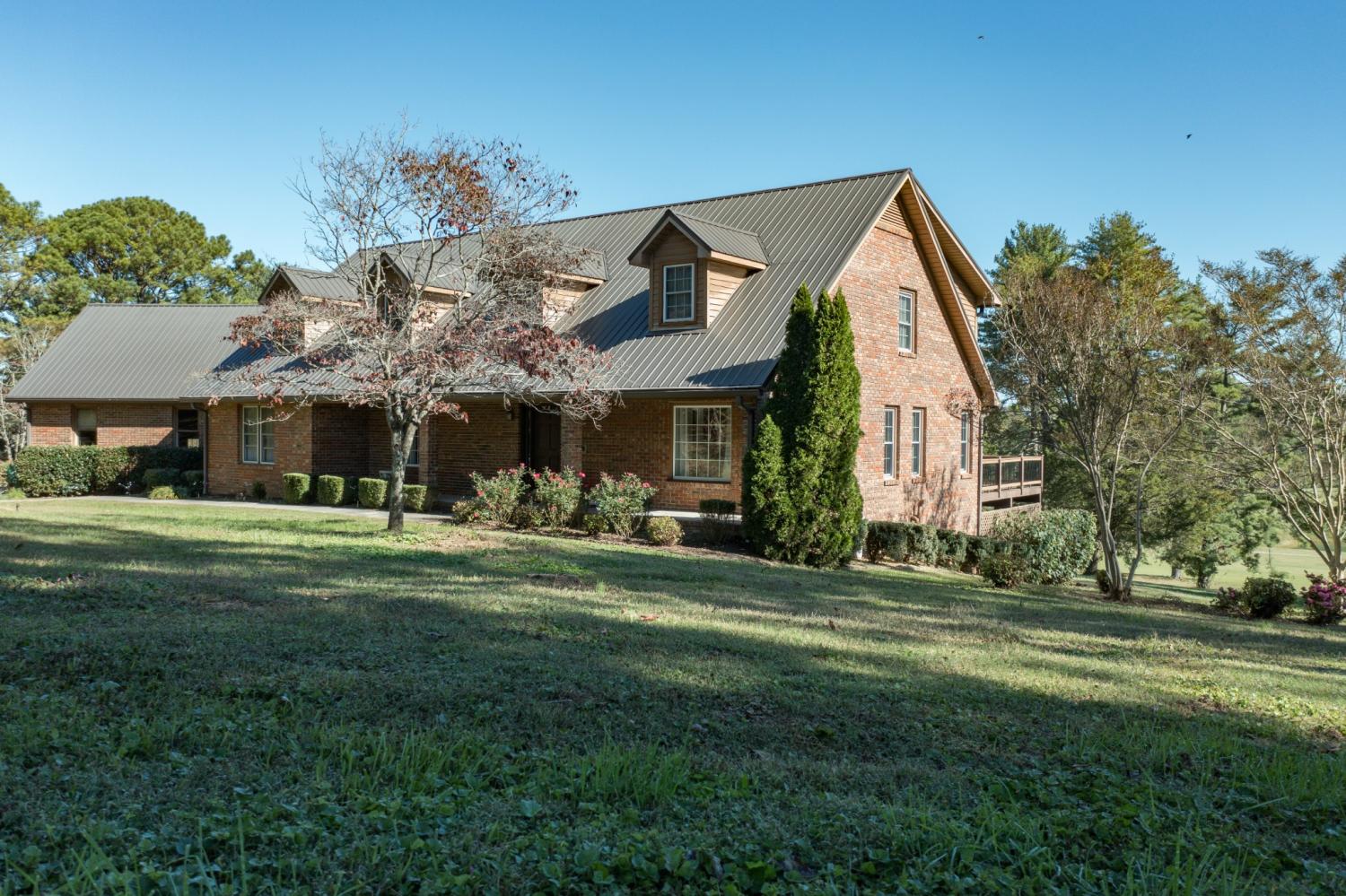 267-Golf-Course-Ln For Sale