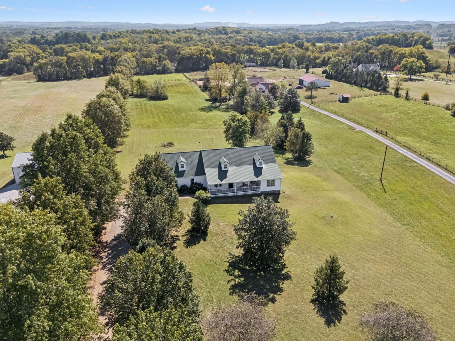 3253-Ashwood-Rd For Sale