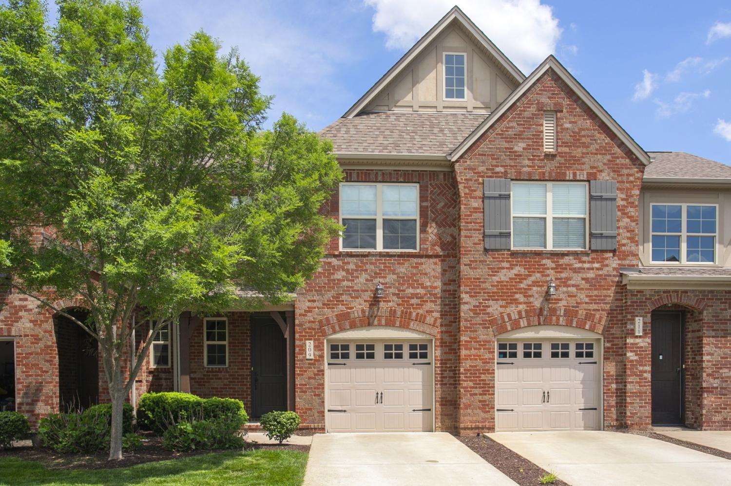209-Bixby-Private-Ln For Sale