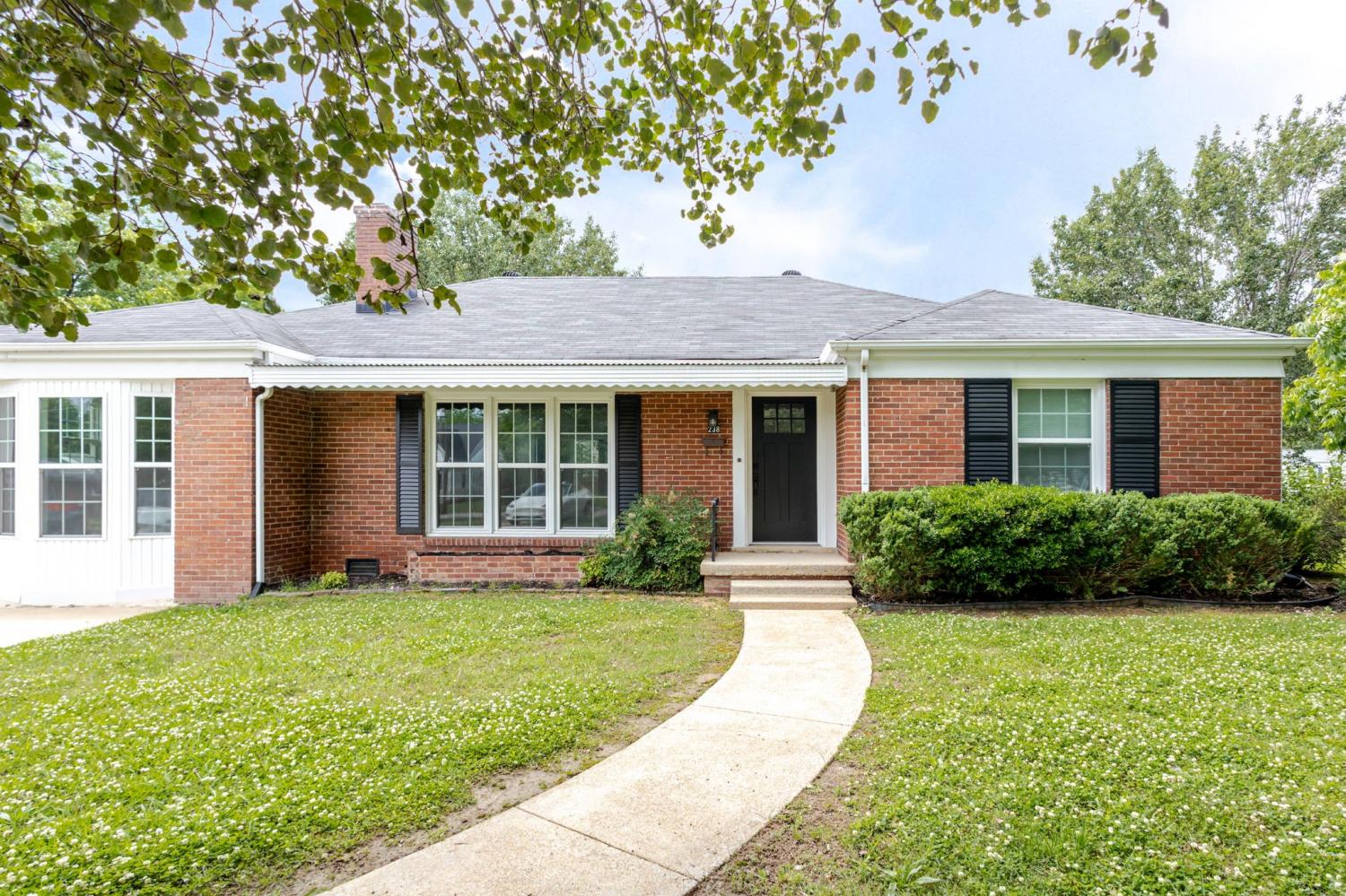 238-Elm-Ave For Sale