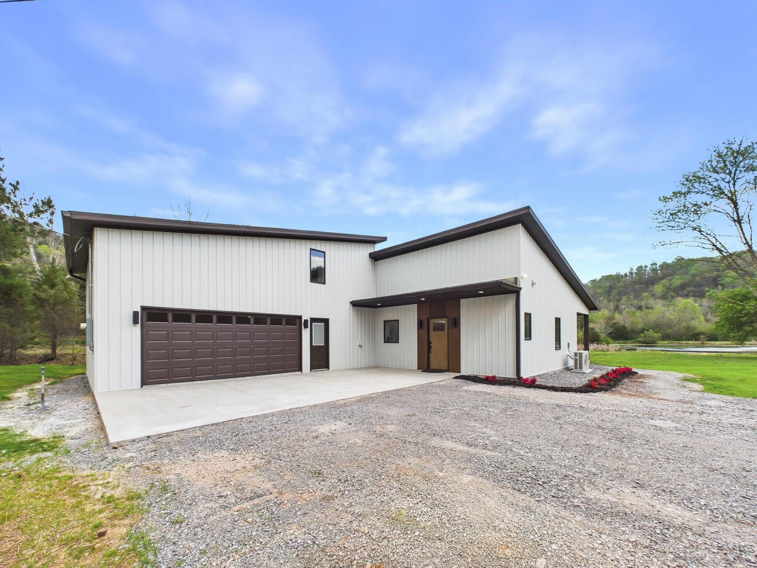 1483-Reagan-Valley-Road For Sale