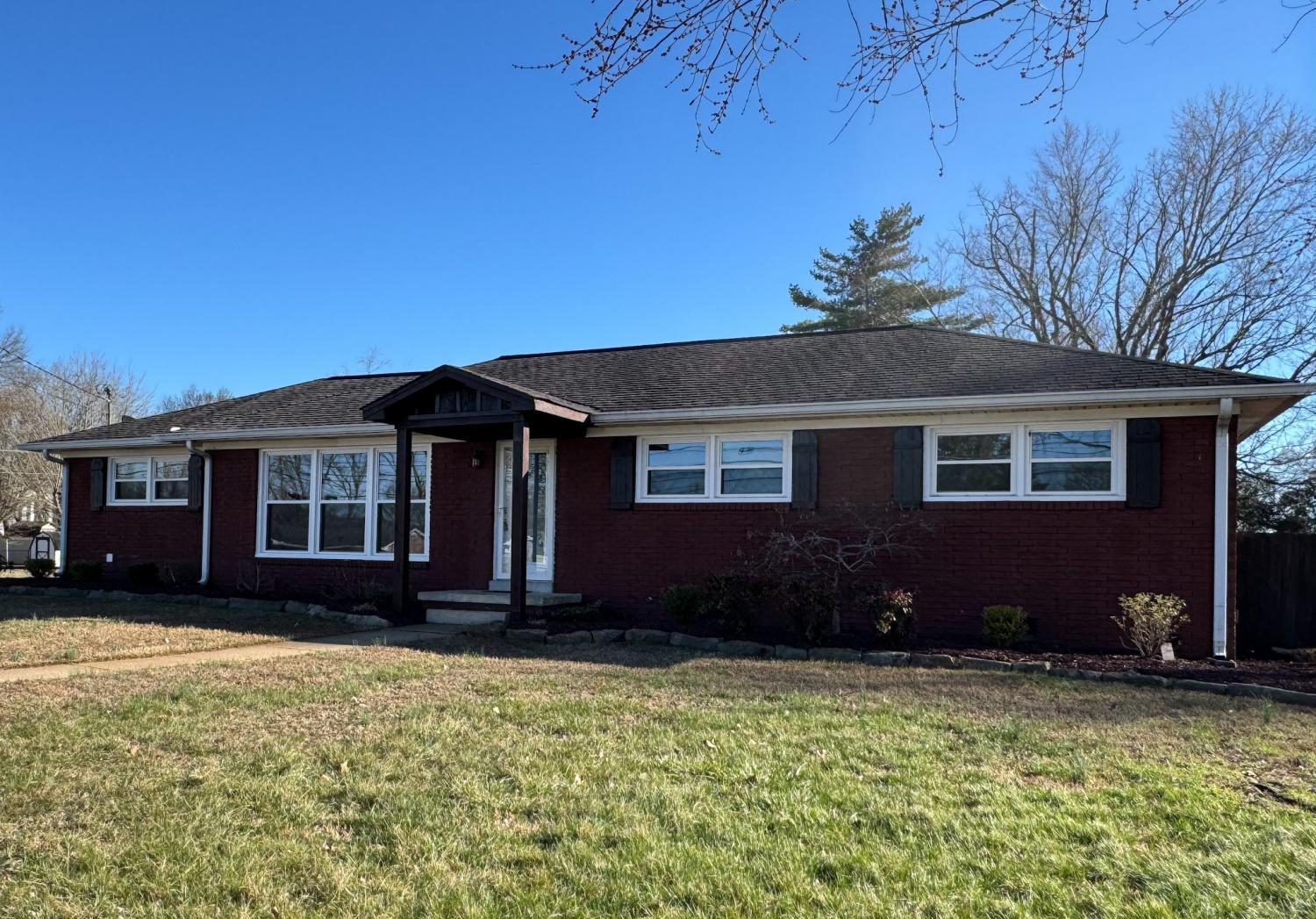 206-Blue-Ribbon-Pkwy For Sale