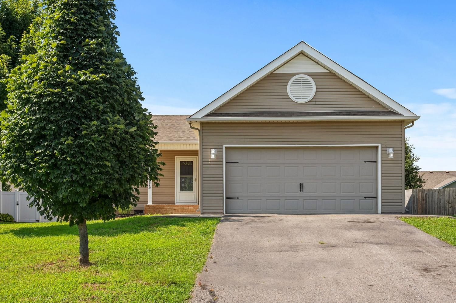 1820-Emily-Ln For Sale