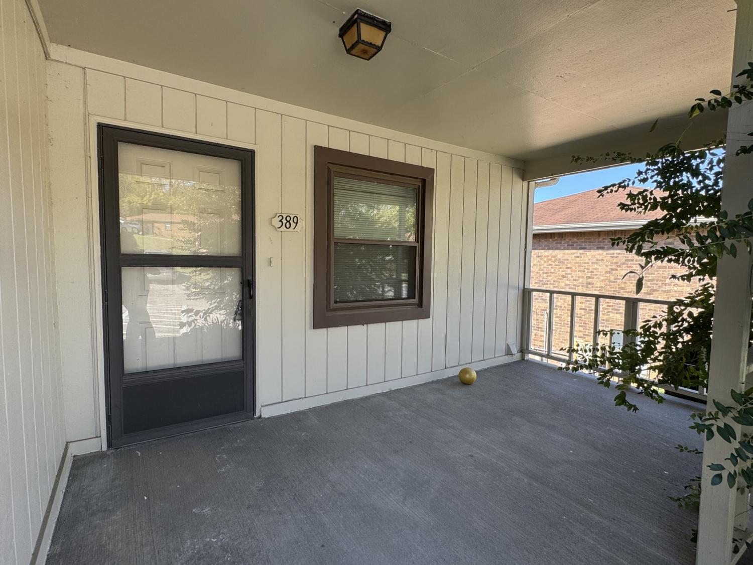 389-Deer-Lake-Dr For Sale