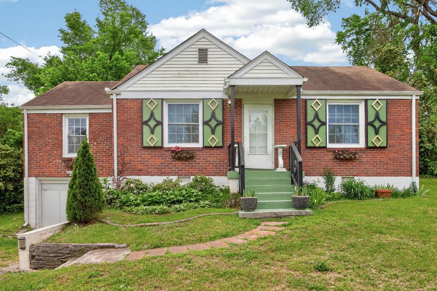 120-Montague-Way For Sale