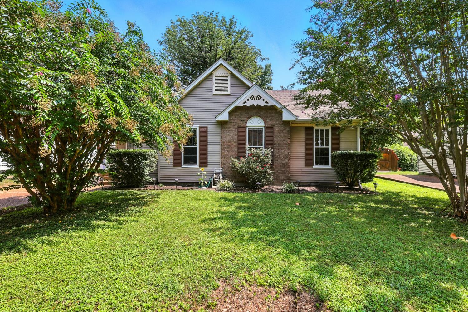 1121-Jacksons-Valley-Rd For Sale