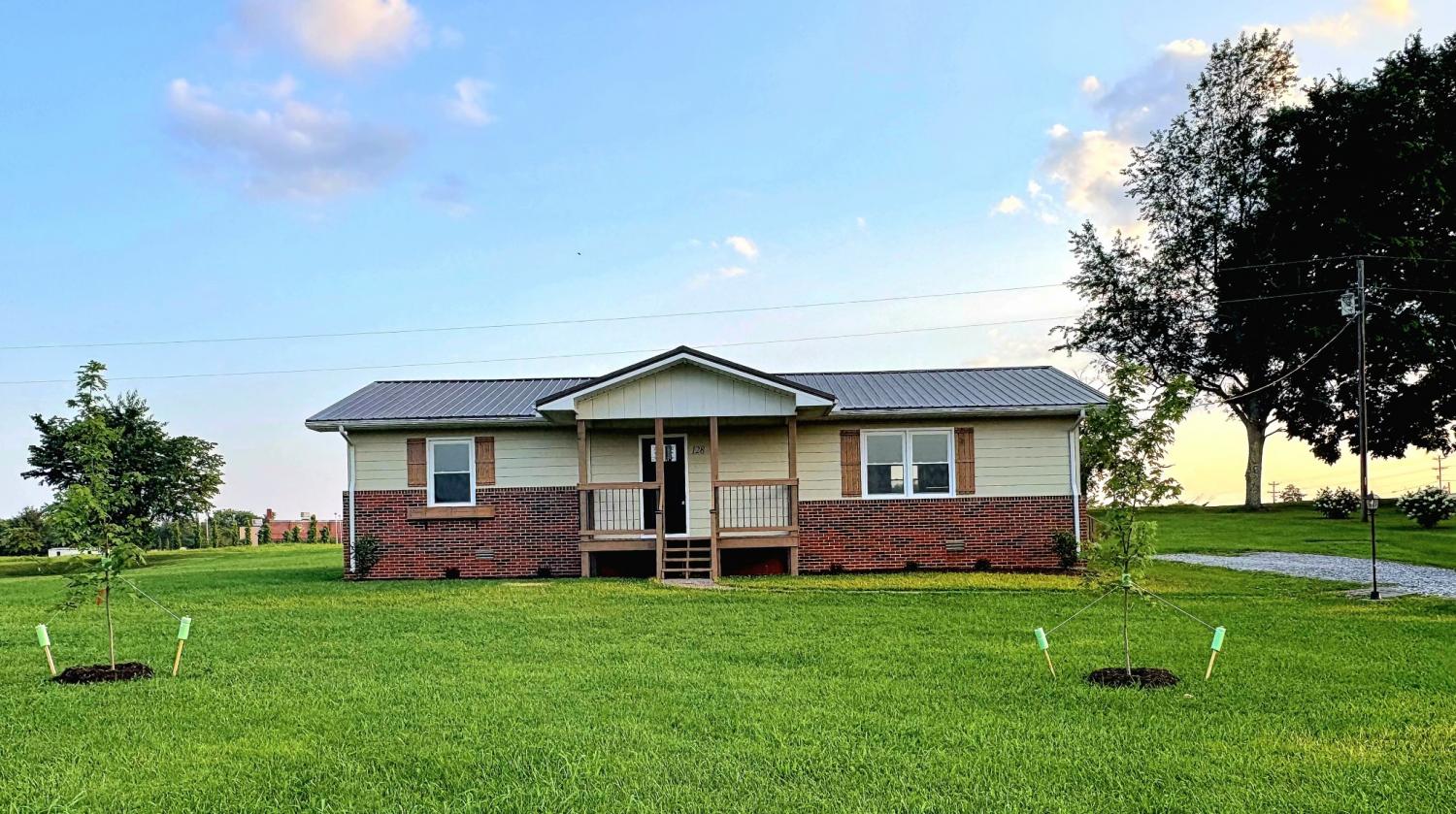 128-Hall-Ln For Sale