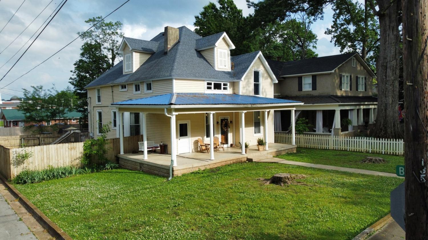 201-Pleasant-St For Sale