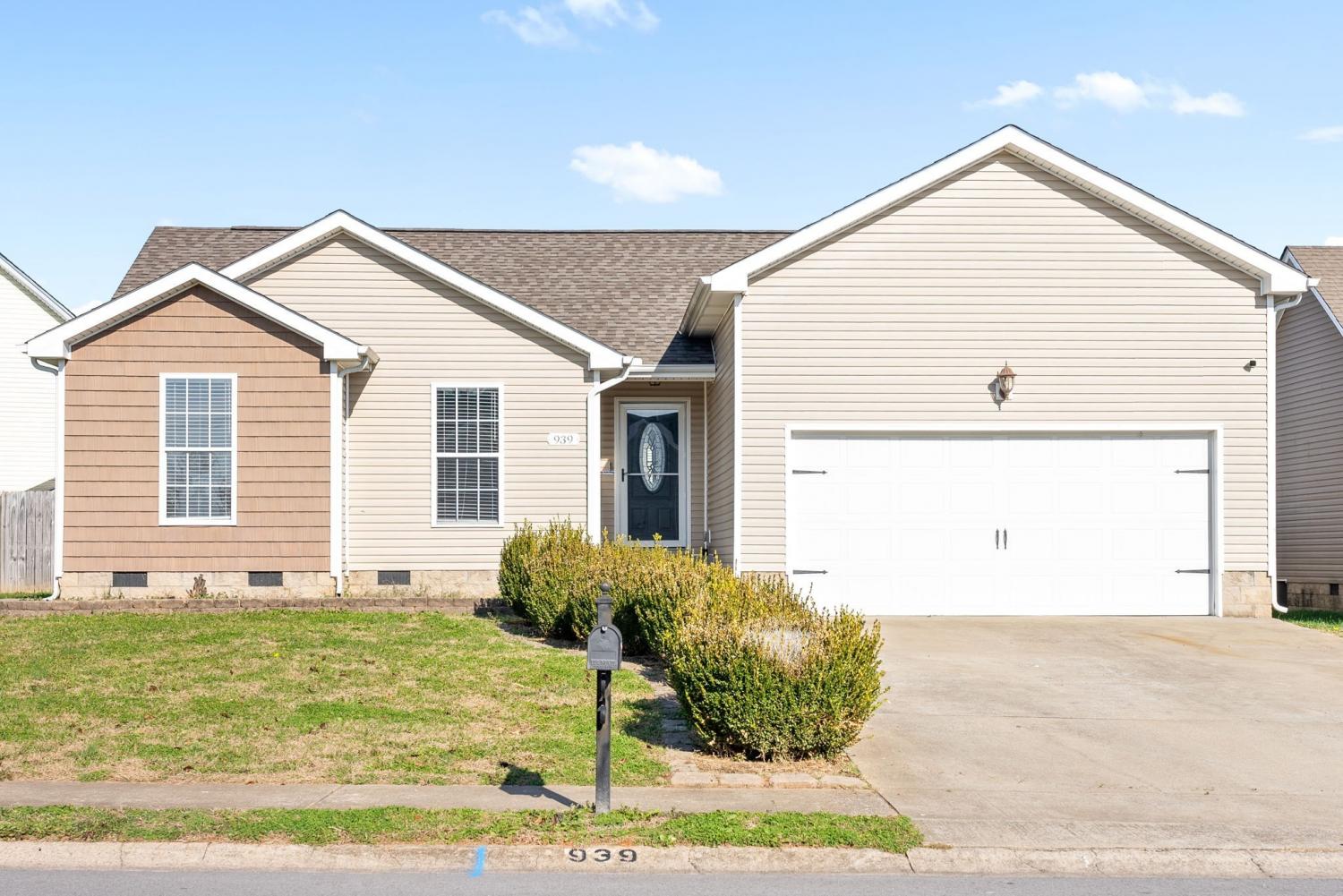 939-Cindy-Jo-Ct For Sale