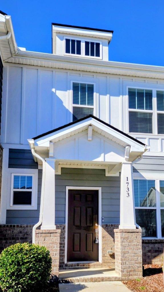 1733-Frodo-Way For Sale