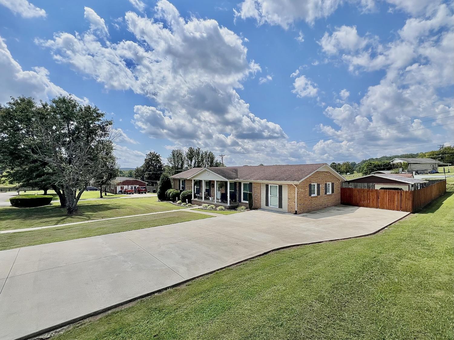 200-N-Tidwell-Cir For Sale