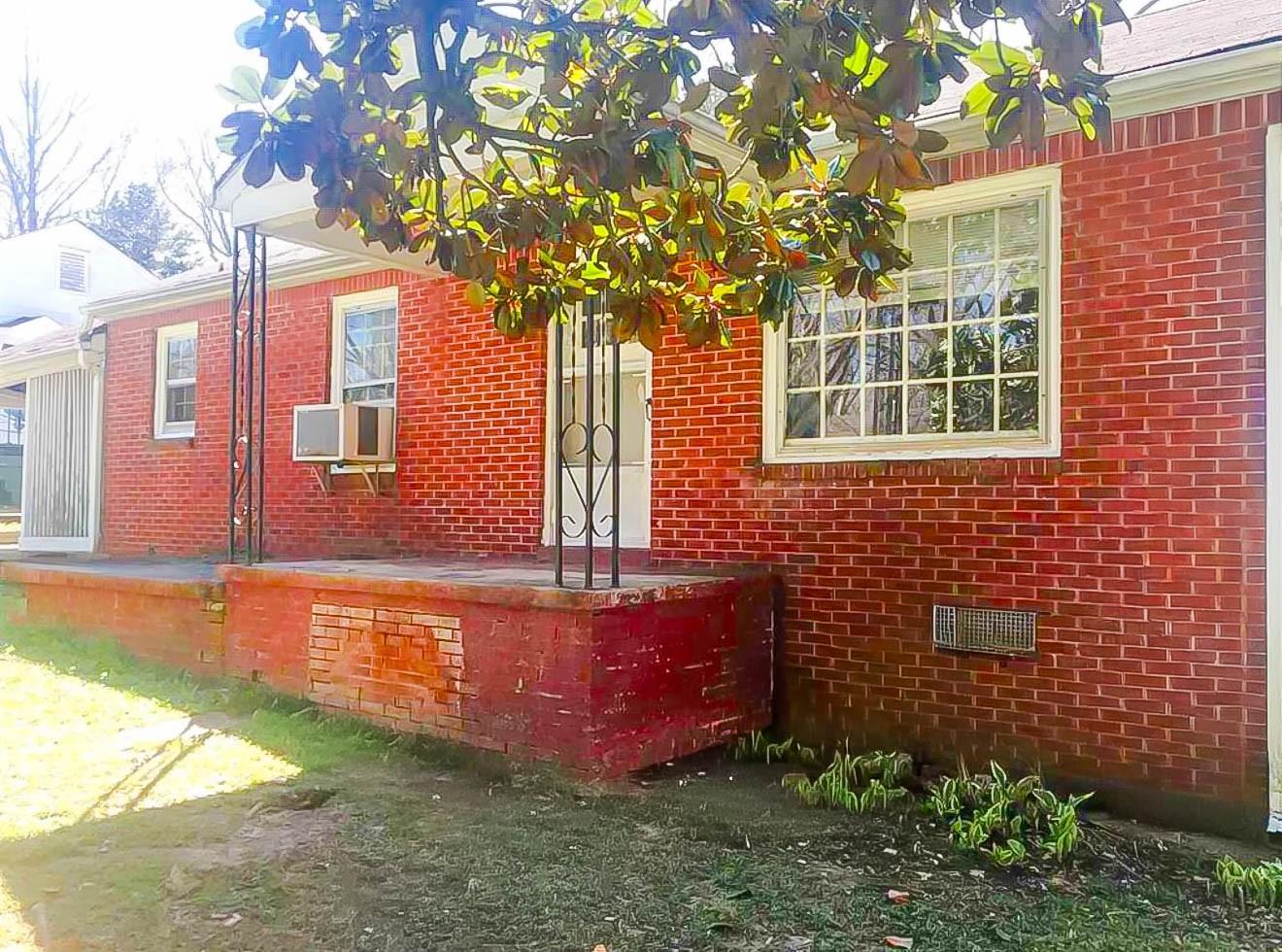 123-Courtland-St For Sale