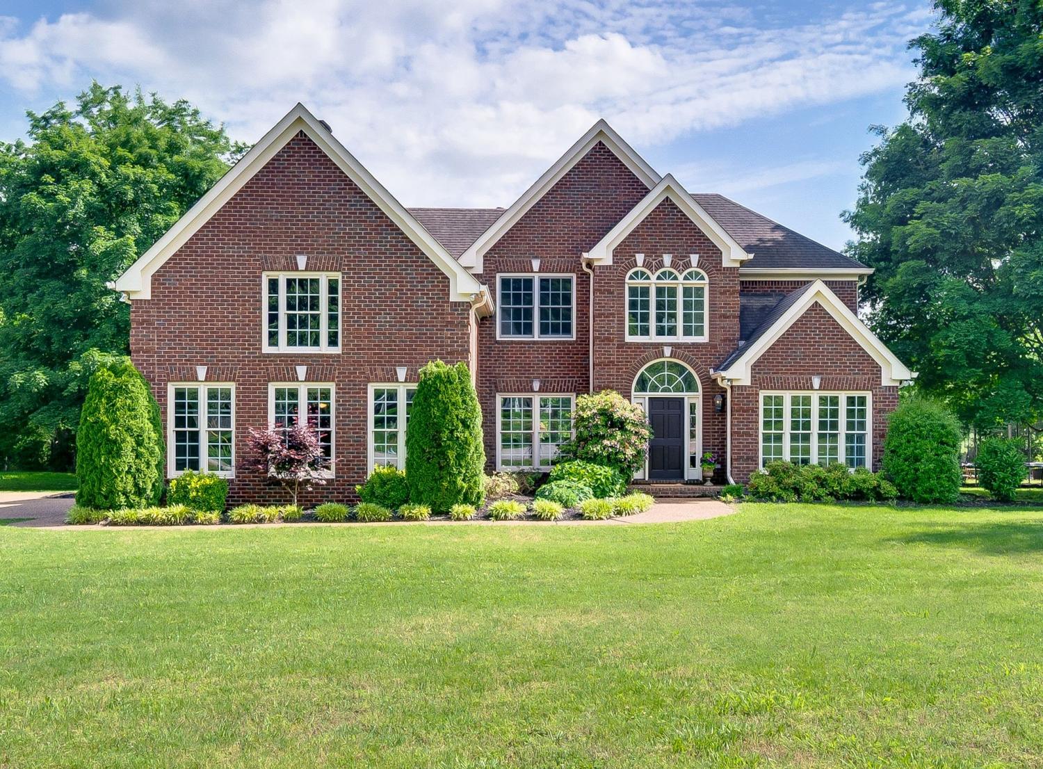 611-Cattail-Ln For Sale