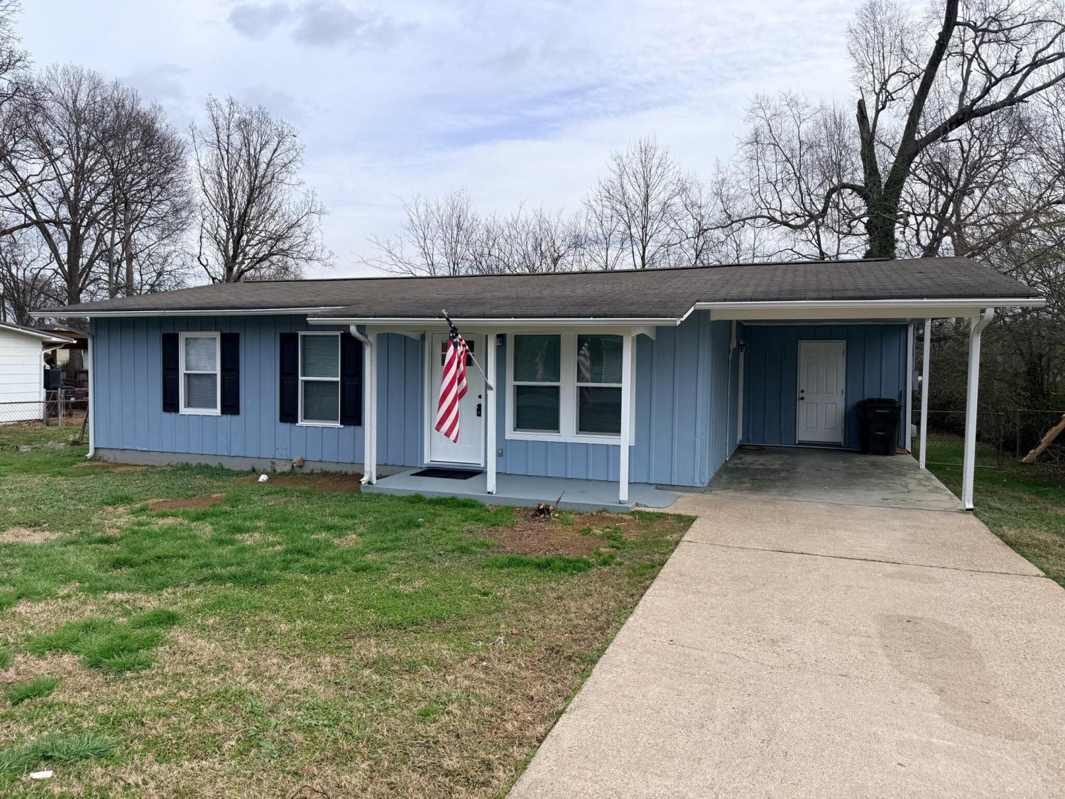 205-Robert-E-Lee-Street For Sale