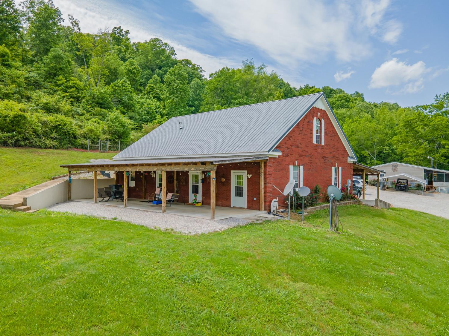 14035-Campbellsville-Rd For Sale