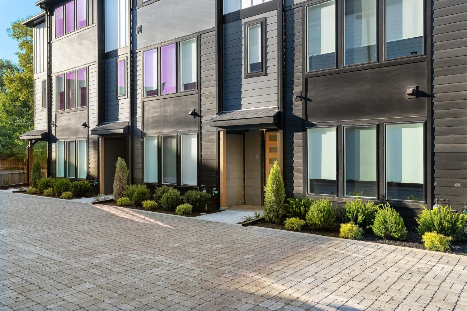 1300-Edgehill-Ave For Sale