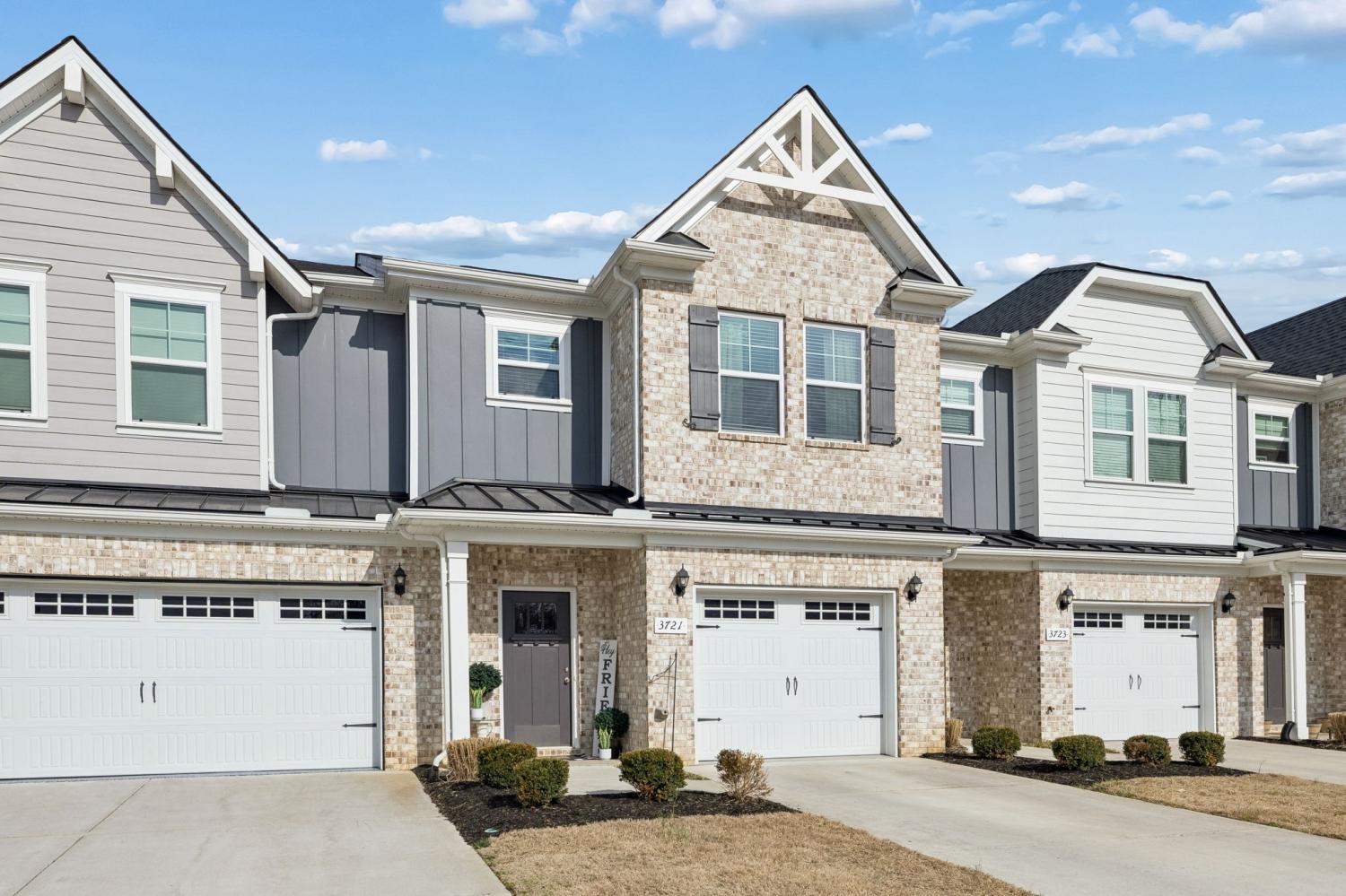 3721-Hunter-Bryce-Ln For Sale