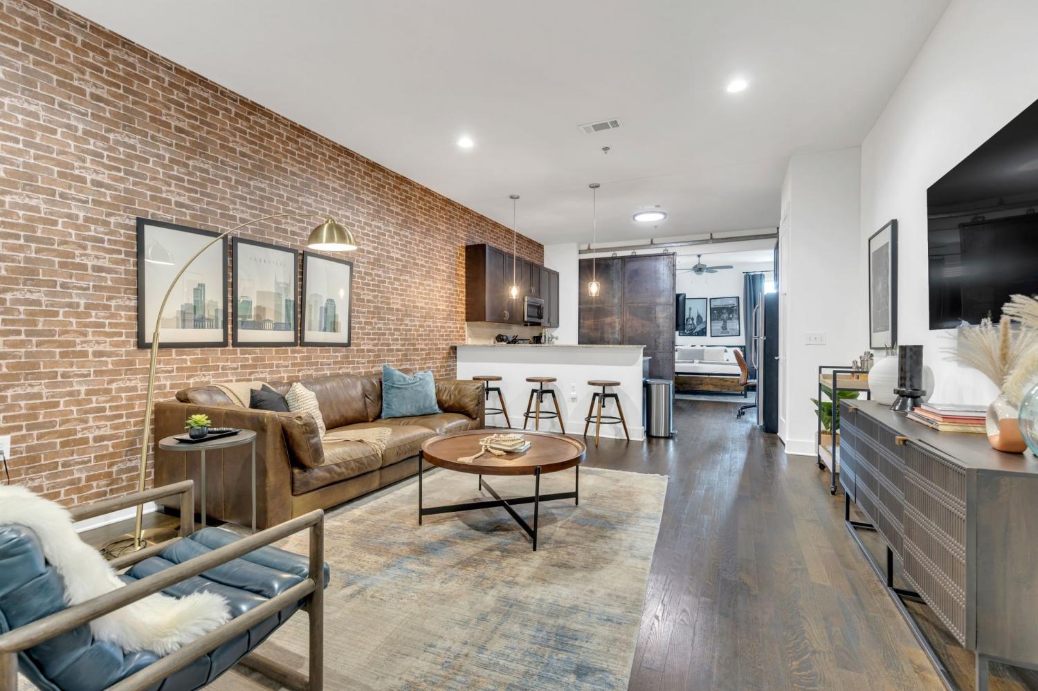 210-30th-Ave--N For Sale