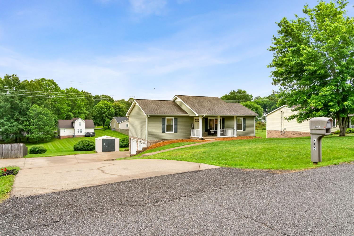 716-Ashwood-Dr For Sale